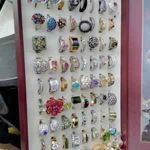 All sorts of jewelry starting from ten bucks each Farm Bucks or best offer for t